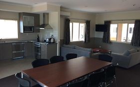 Bruce Pulman Park Accommodation